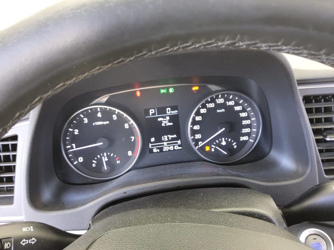 HYUNDAI AVANTE AD 1.6 GDi SMART 2016 - zdjęcie 9