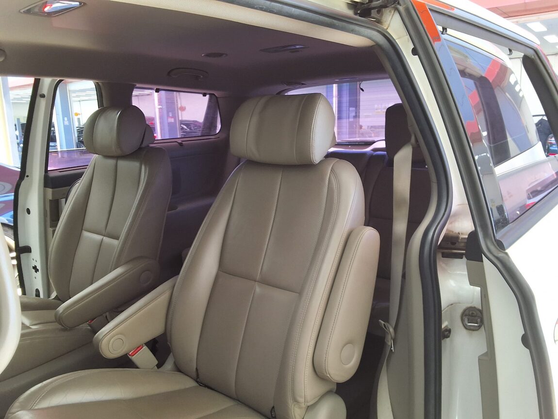KIA THE NEW CARNIVAL LIMOUSINE 7-SEATER DIESEL VIP 2019 - zdjęcie 13