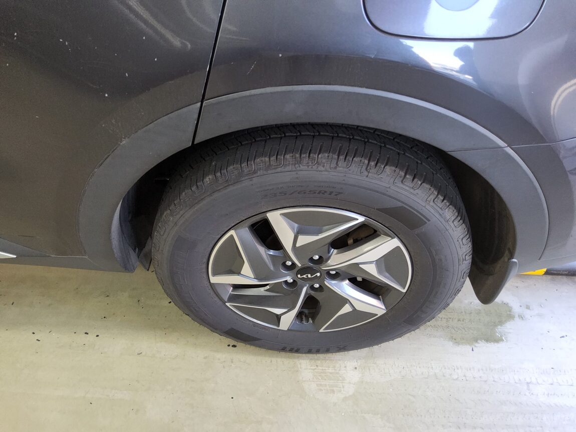 KIA NEW SORENTO HYBRID (MQ4) 1.6 HEV 2WD PRESTIGE 2022 - zdjęcie 24