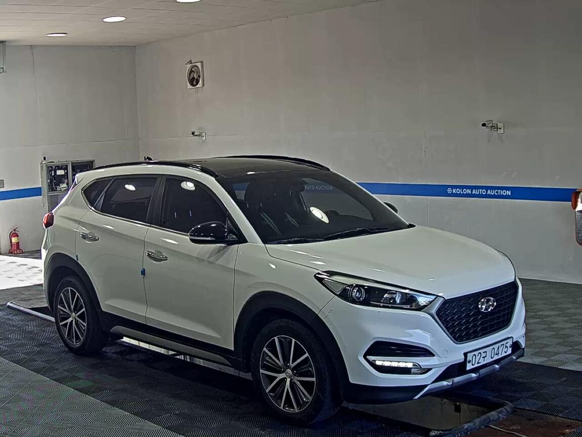 HYUNDAI ALL NEW TUCSON DIESEL 1.7 2WD STYLE FEVER 2017 - zdjęcie 3