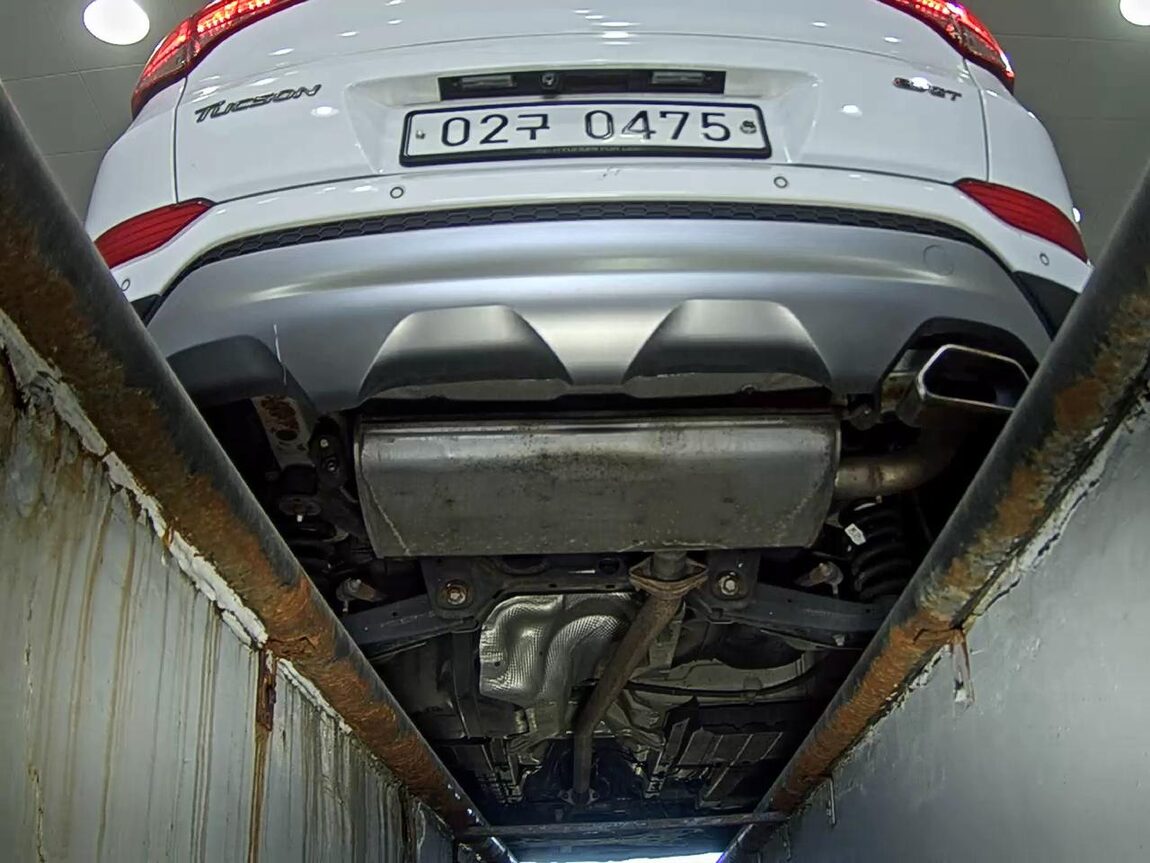 HYUNDAI ALL NEW TUCSON DIESEL 1.7 2WD STYLE FEVER 2017 - zdjęcie 8