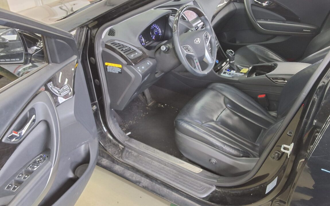 HYUNDAI GRANDEUR HG HG 300 PREMIUM COLLECTION 2017 - zdjęcie 10