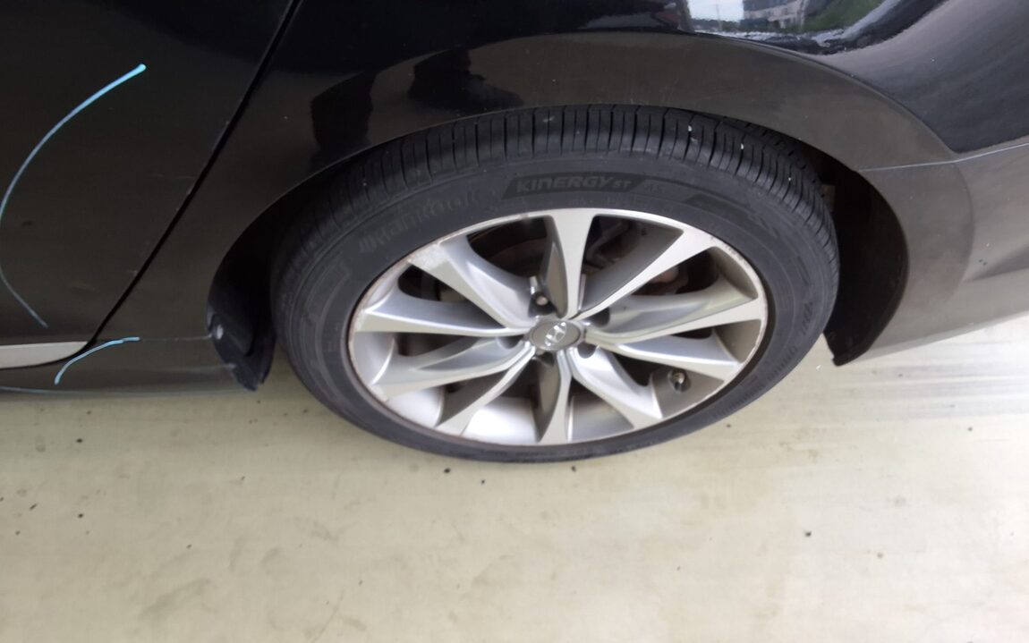 HYUNDAI GRANDEUR HG HG 300 PREMIUM COLLECTION 2017 - zdjęcie 24