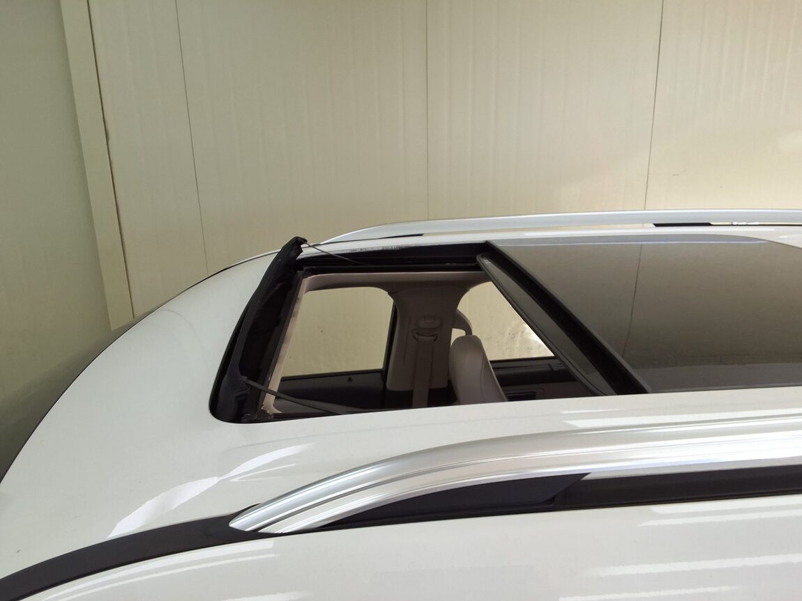 FORD EXPLORER (6TH GEN) 3.0 AWD PLATINUM 2021 - zdjęcie 26