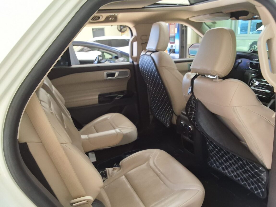 FORD EXPLORER (6TH GEN) 3.0 AWD PLATINUM 2021 - zdjęcie 14