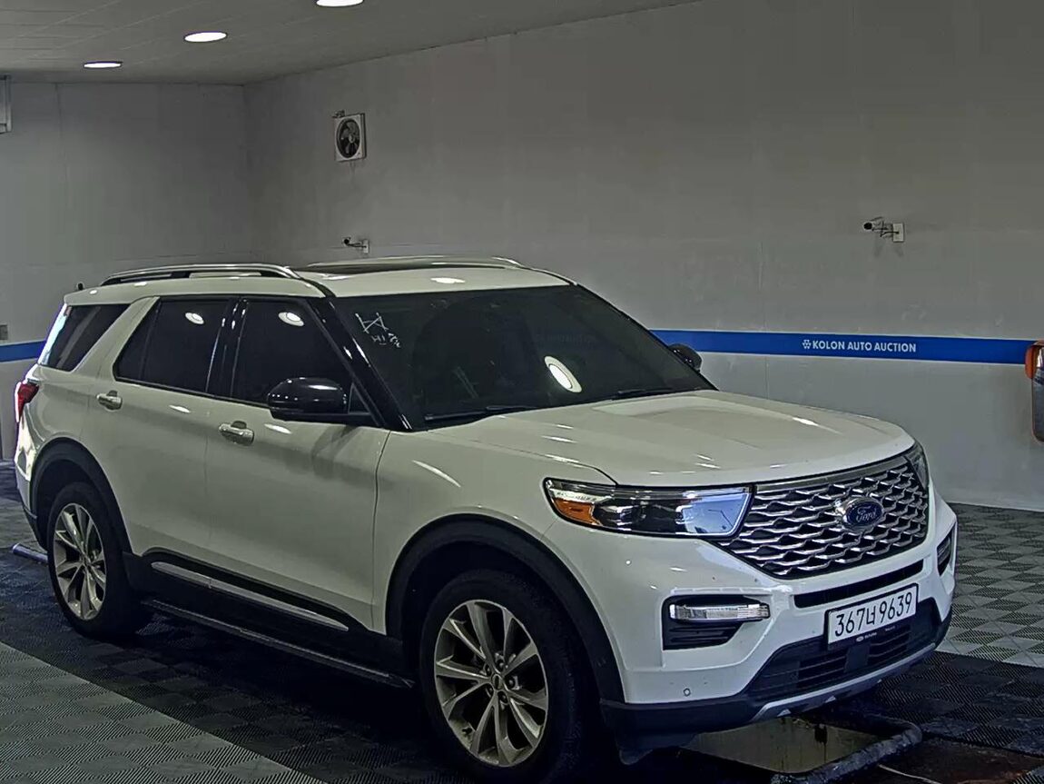 FORD EXPLORER (6TH GEN) 3.0 AWD PLATINUM 2021 - zdjęcie 3