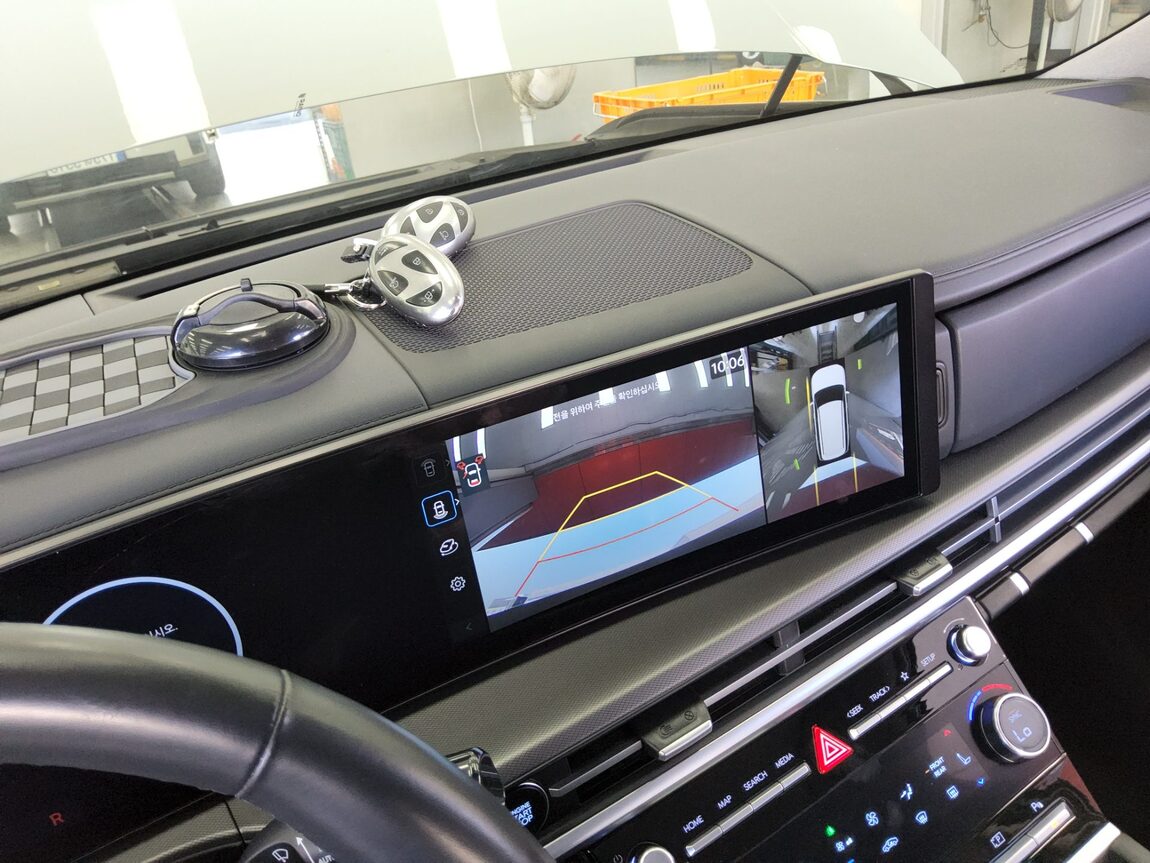 HYUNDAI THE ALL NEW SANTA FE GASOLINE 2.5 AWD PRESTIGE 2024 - zdjęcie 18