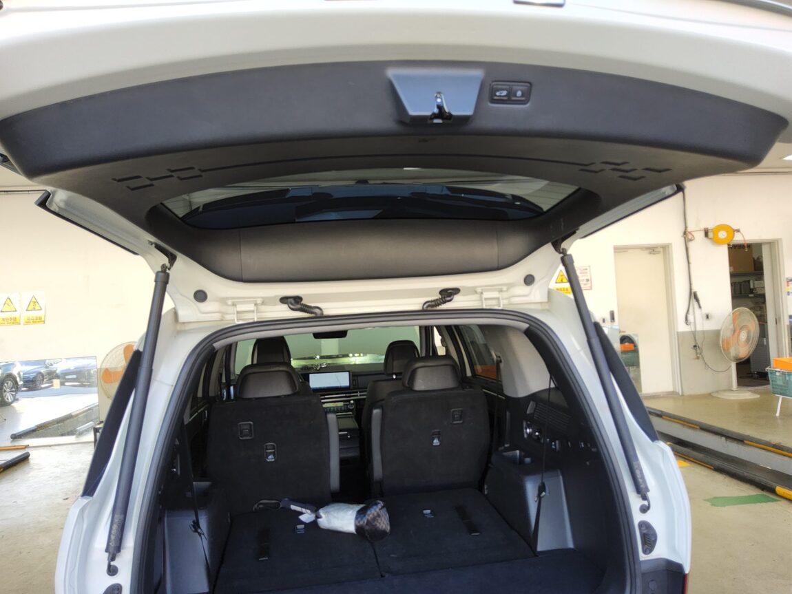 HYUNDAI THE ALL NEW SANTA FE GASOLINE 2.5 AWD PRESTIGE 2024 - zdjęcie 15