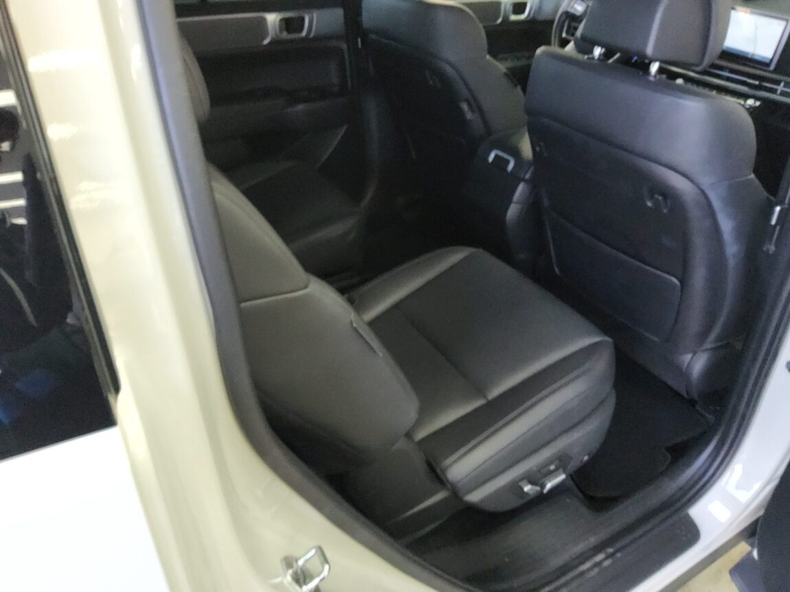 HYUNDAI THE ALL NEW SANTA FE GASOLINE 2.5 AWD PRESTIGE 2024 - zdjęcie 13