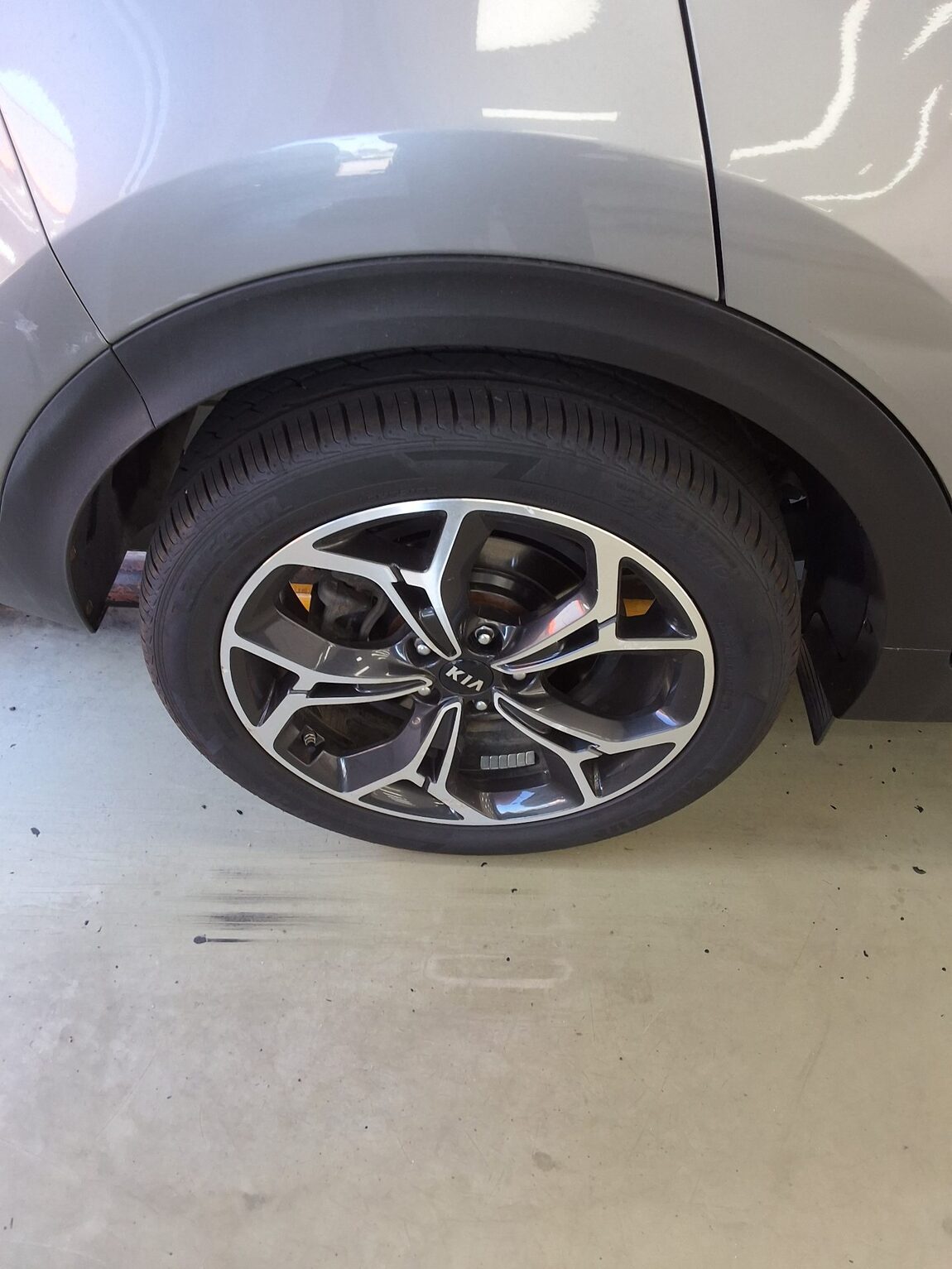 KIA SPORTAGE THE BOLD R2.0 DIESEL 2WD PRESTIGE 2019 - zdjęcie 24