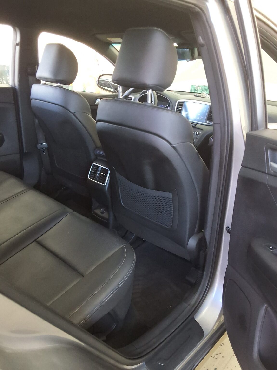 KIA SPORTAGE THE BOLD R2.0 DIESEL 2WD PRESTIGE 2019 - zdjęcie 13