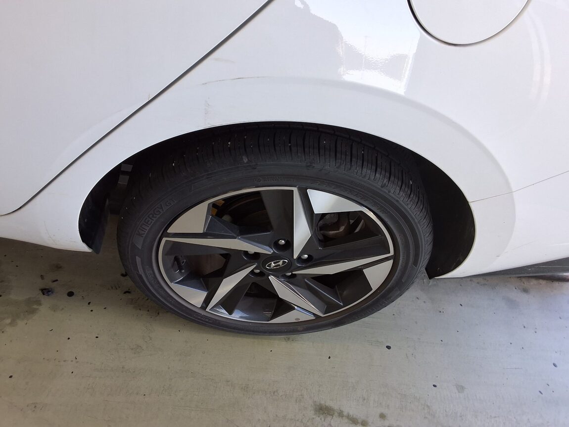 HYUNDAI AVANTE (CN7) 1.6 GASOLINE MODERN 2021 - zdjęcie 22