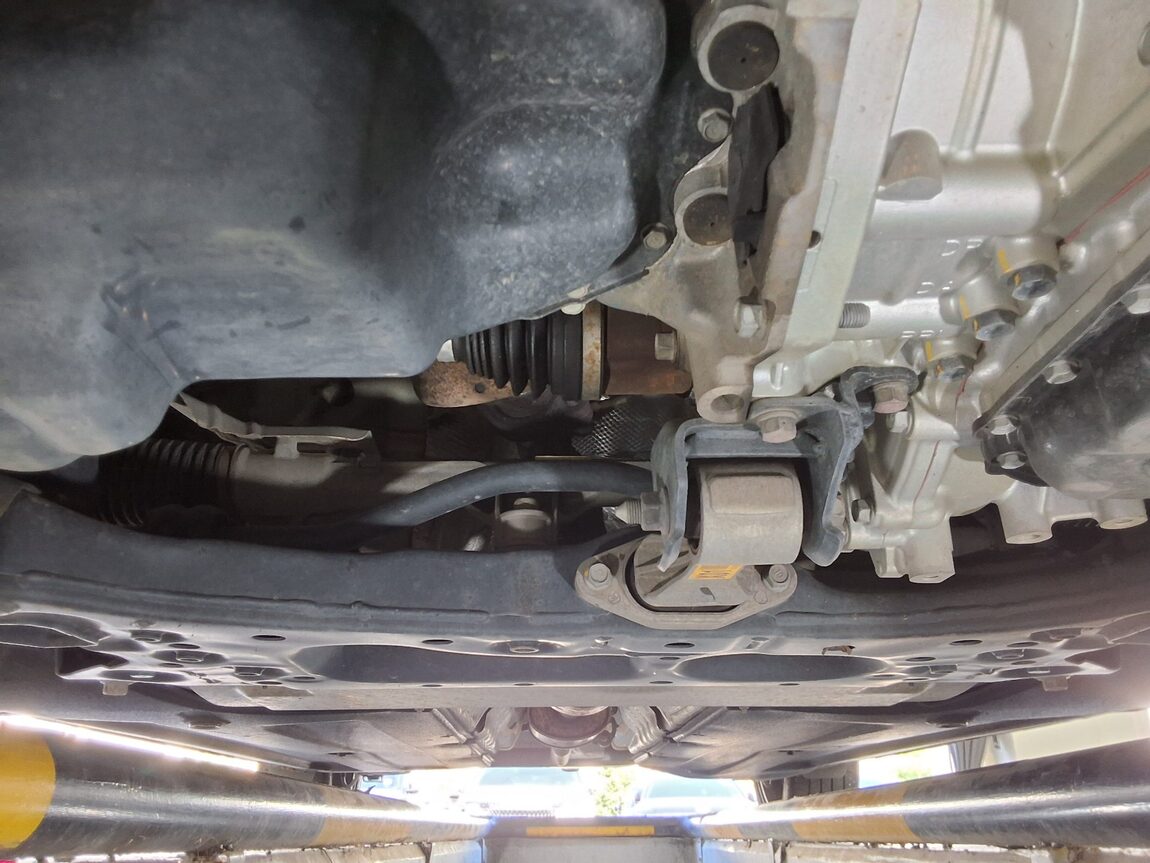 HYUNDAI AVANTE (CN7) 1.6 GASOLINE MODERN 2021 - zdjęcie 20