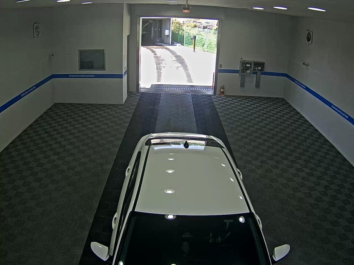 HYUNDAI AVANTE (CN7) 1.6 GASOLINE MODERN 2021 - zdjęcie 7