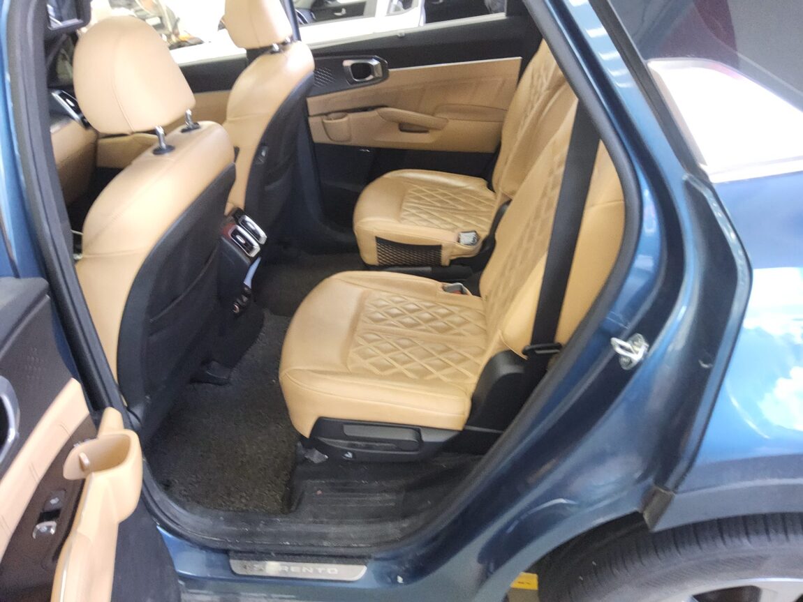 KIA NEW SORENTO (MQ4) 2.2 DIESEL 2WD SIGNATURE 2022 - zdjęcie 12