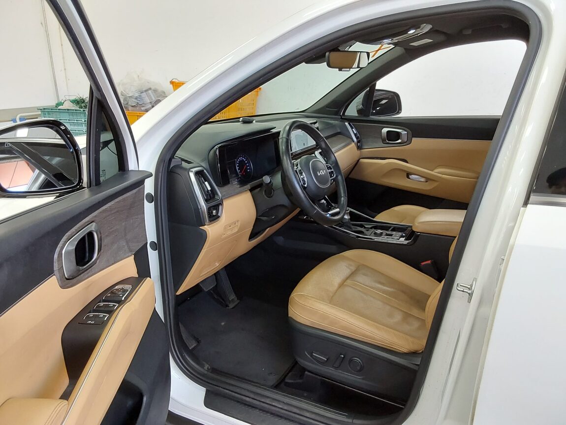 KIA NEW SORENTO (MQ4) 2.2 DIESEL 2WD PRESTIGE 2023 - zdjęcie 10