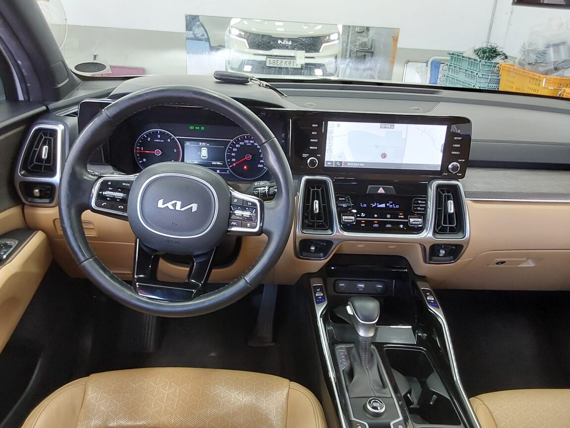 KIA NEW SORENTO (MQ4) 2.2 DIESEL 2WD PRESTIGE 2023 - zdjęcie 11