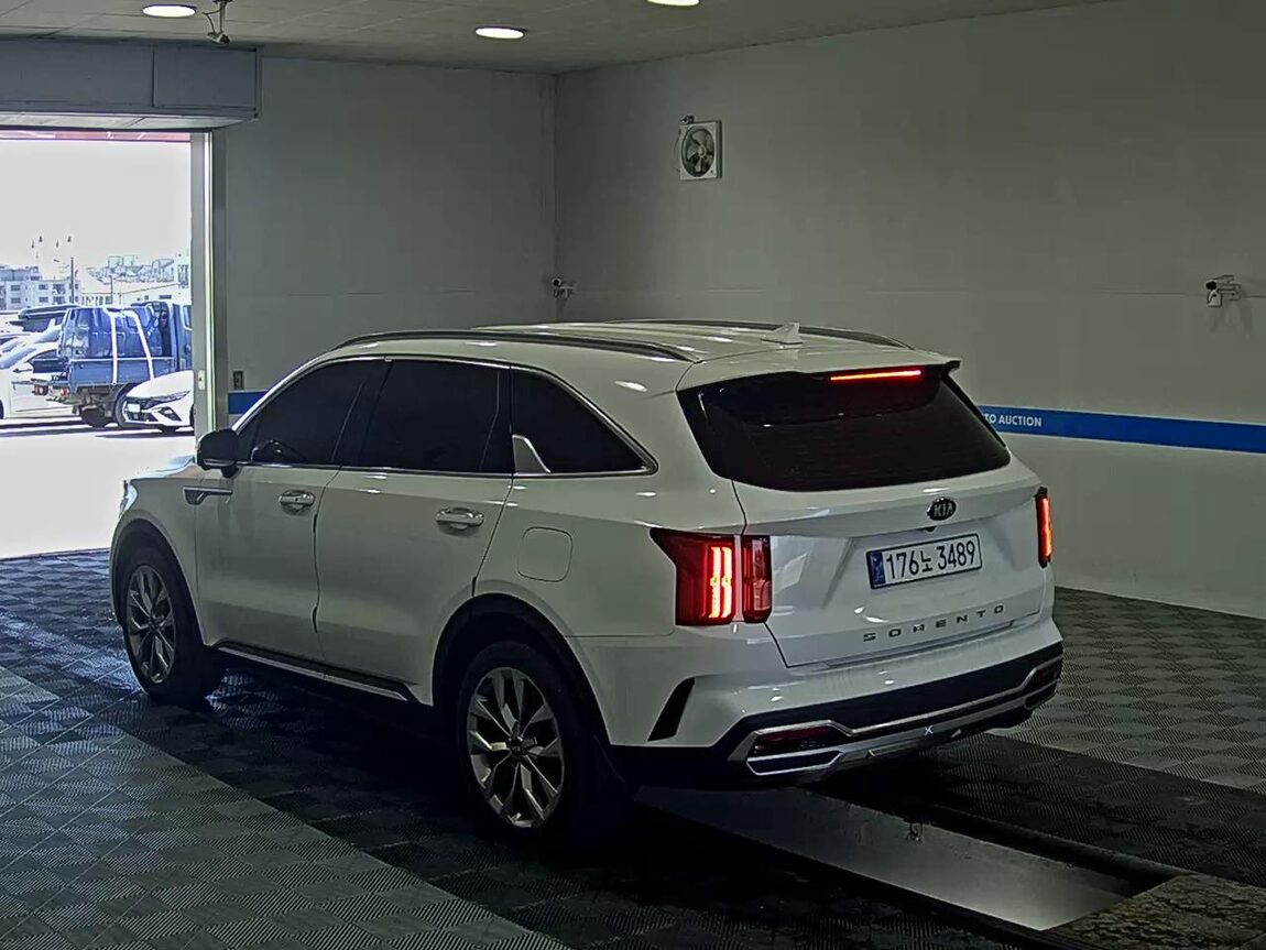 KIA NEW SORENTO (MQ4) 2.2 DIESEL 2WD NOBLESSE 2021 - zdjęcie 6