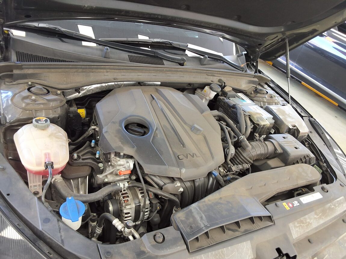 KIA NEW K5 (DL3) 2.0 GASOLINE SIGNATURE 2023 - zdjęcie 20