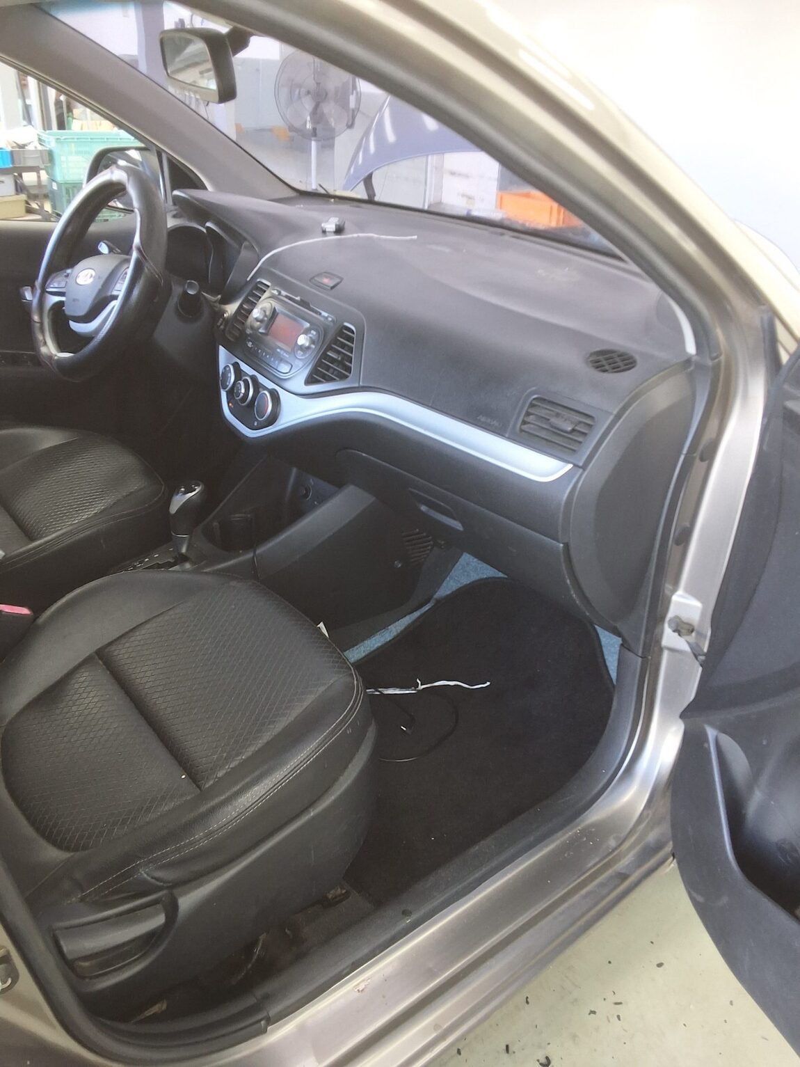 KIA ALL NEW MORNING GASOLINE LUXURY 2012 - zdjęcie 14