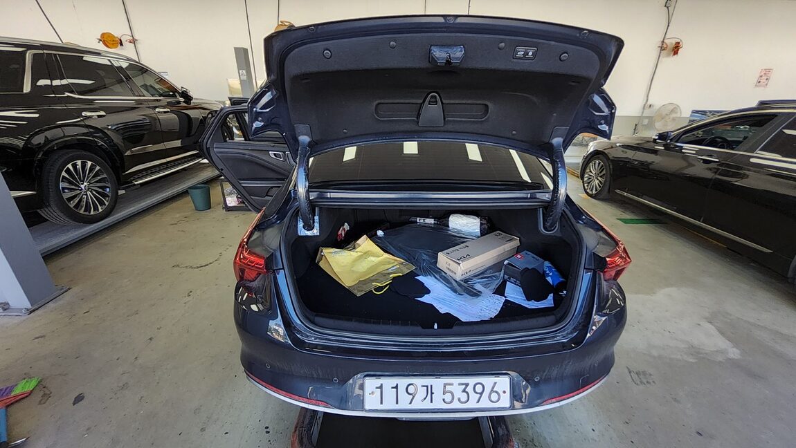 KIA K8 3.5 LPi RENTAL CAR PRESTIGE 2024 - zdjęcie 15