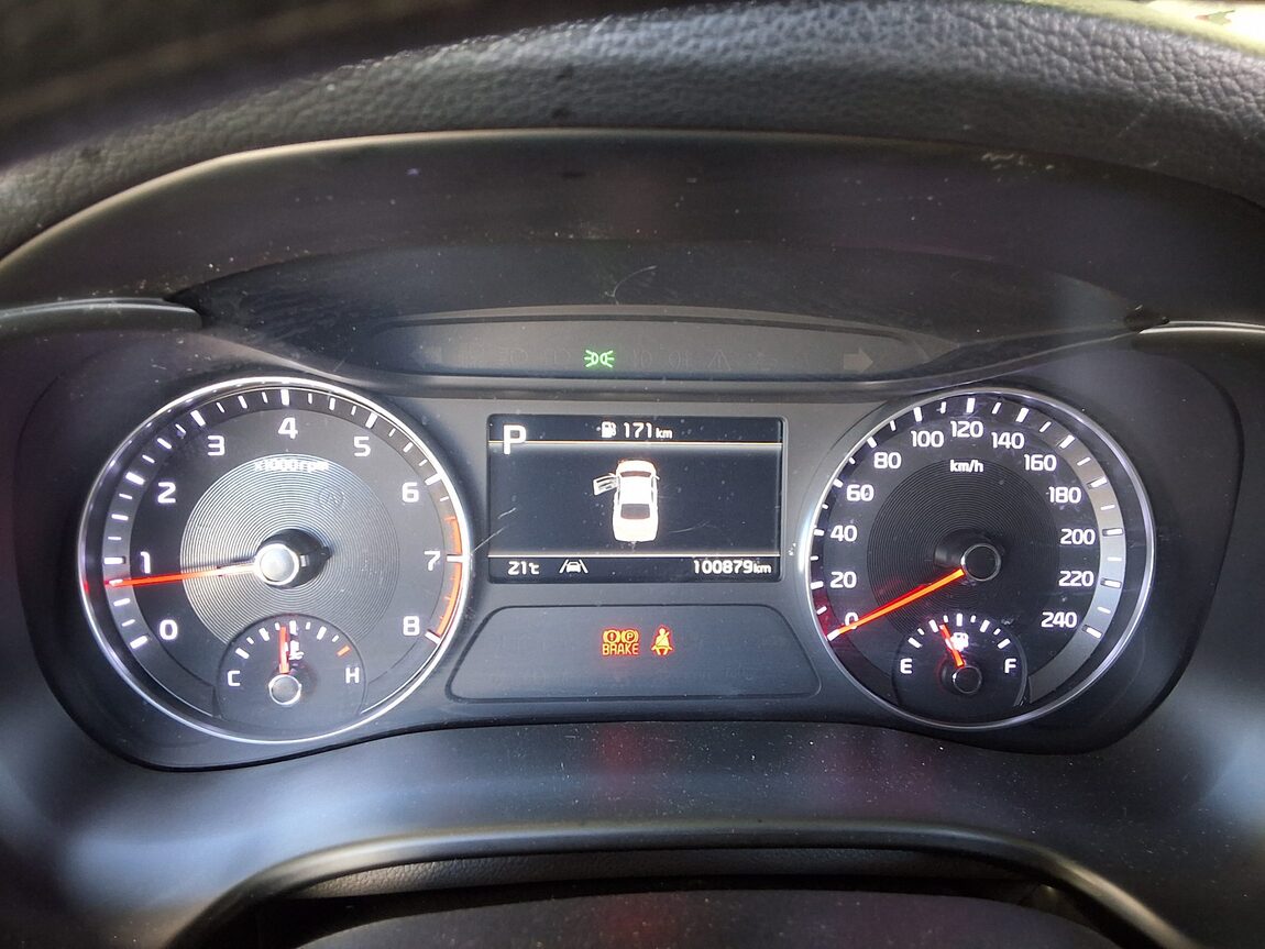 KIA THE NEW K3 1.6 GASOLINE TRENDY 2023 - zdjęcie 9