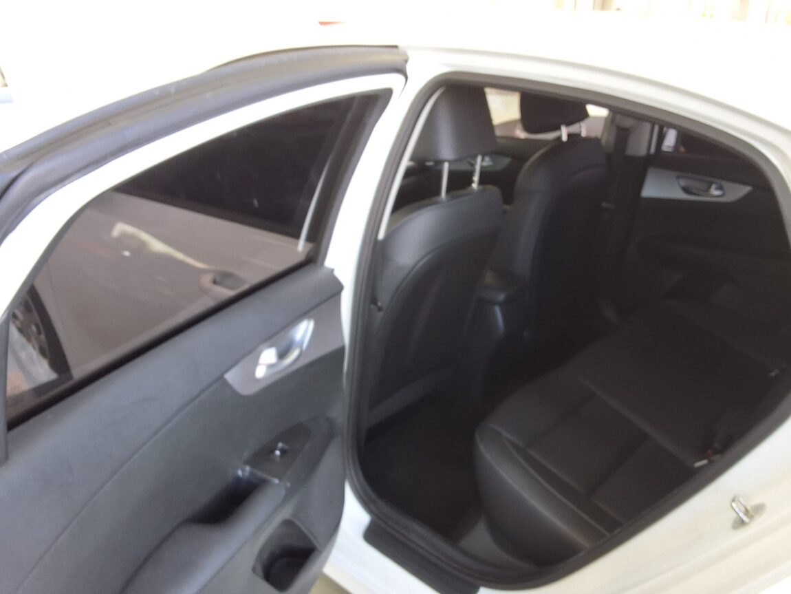 KIA THE NEW K3 1.6 GASOLINE TRENDY 2023 - zdjęcie 12