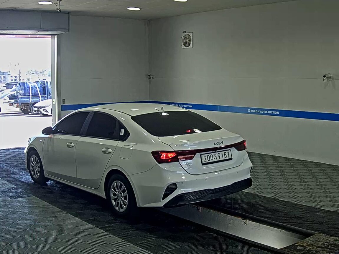 KIA THE NEW K3 1.6 GASOLINE TRENDY 2023 - zdjęcie 6