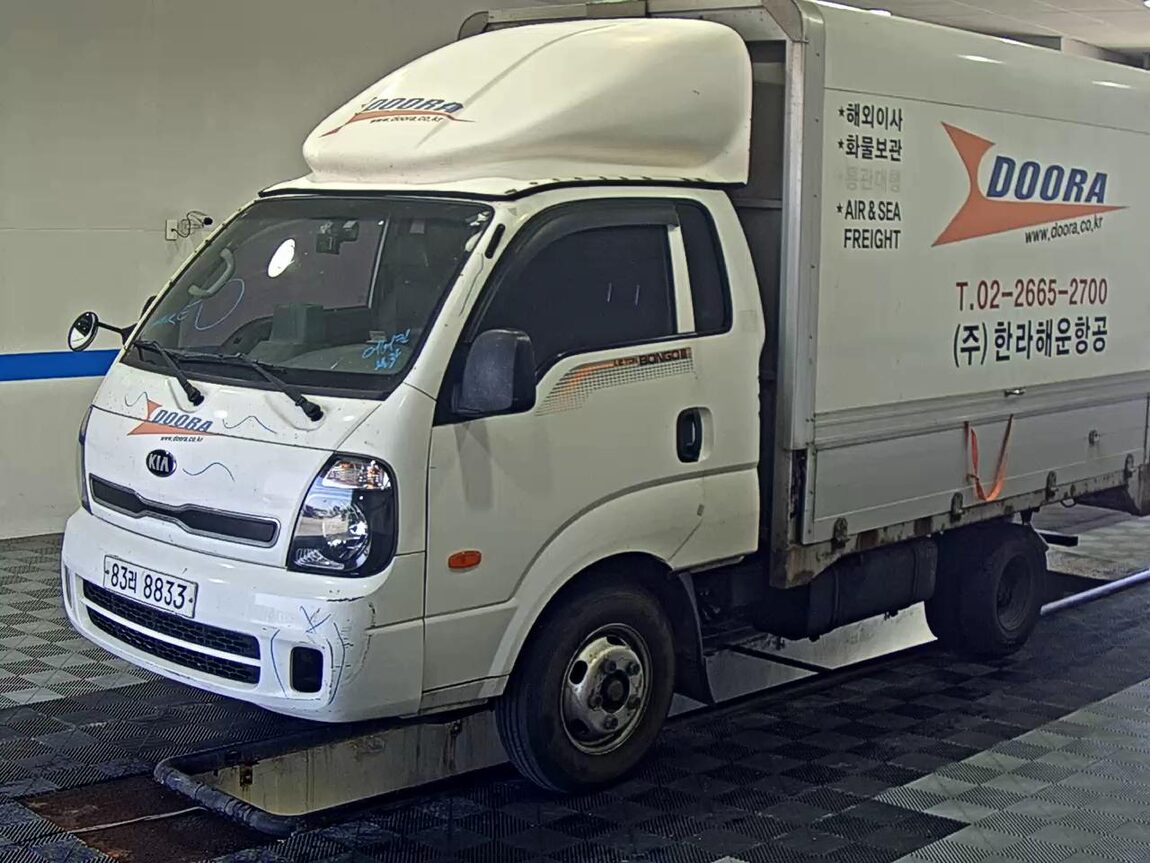 KIA BONGO III CARGO 1.2 TON KING CAB EXTRA LONG WHEELBASE 2016 - zdjęcie 2