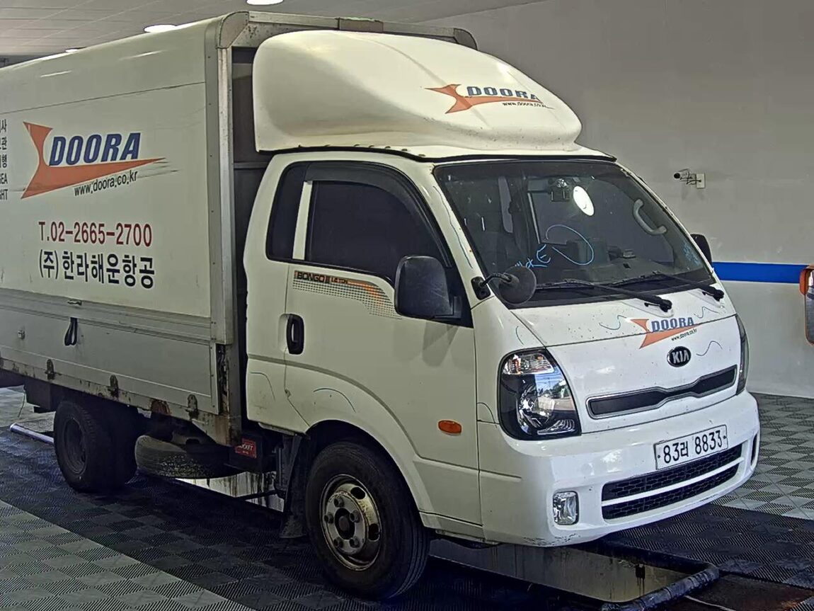 KIA BONGO III CARGO 1.2 TON KING CAB EXTRA LONG WHEELBASE 2016 - zdjęcie 3