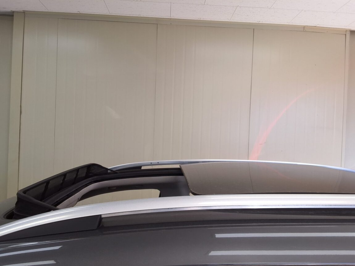 VOLKSWAGEN TIGUAN 2.0 TDI BLUEMOTION PREMIUM 2013 - zdjęcie 26
