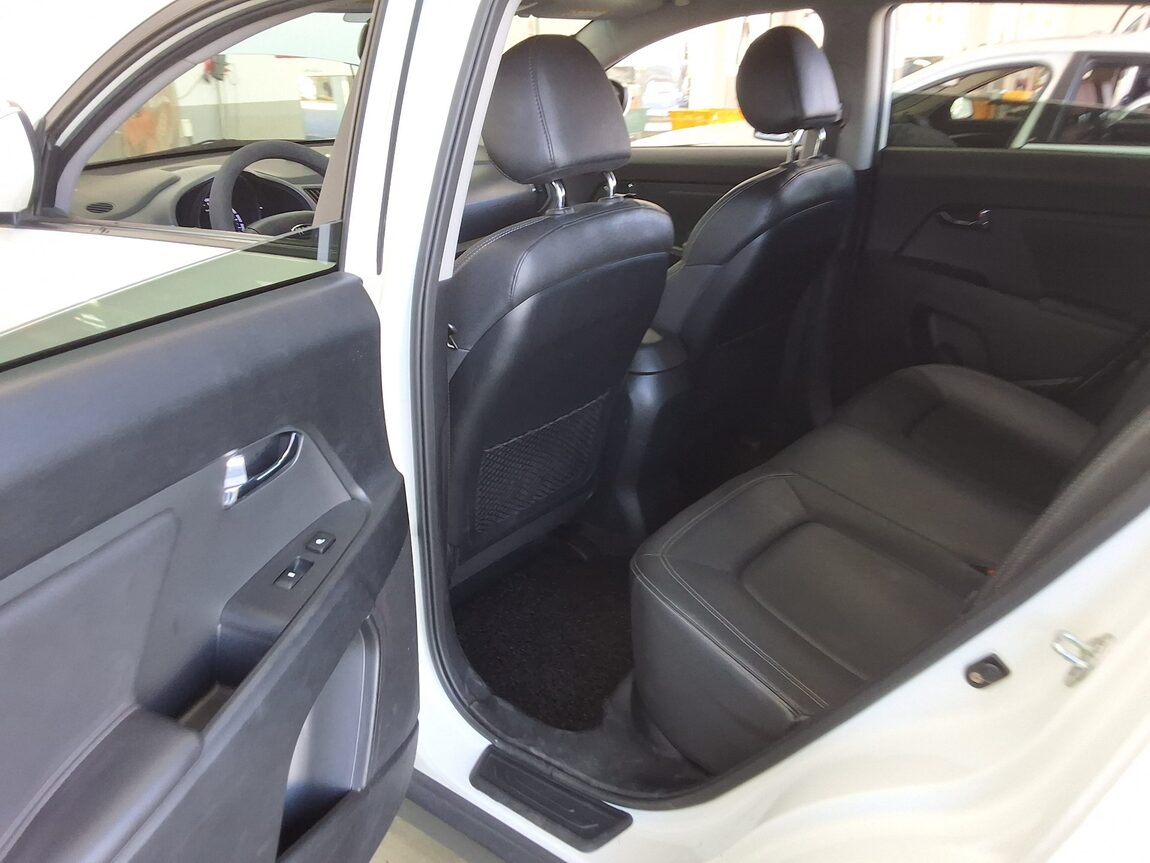 KIA SPORTAGE R DIESEL R2.0 2WD TLX LUXURY MODEL 2011 - zdjęcie 12