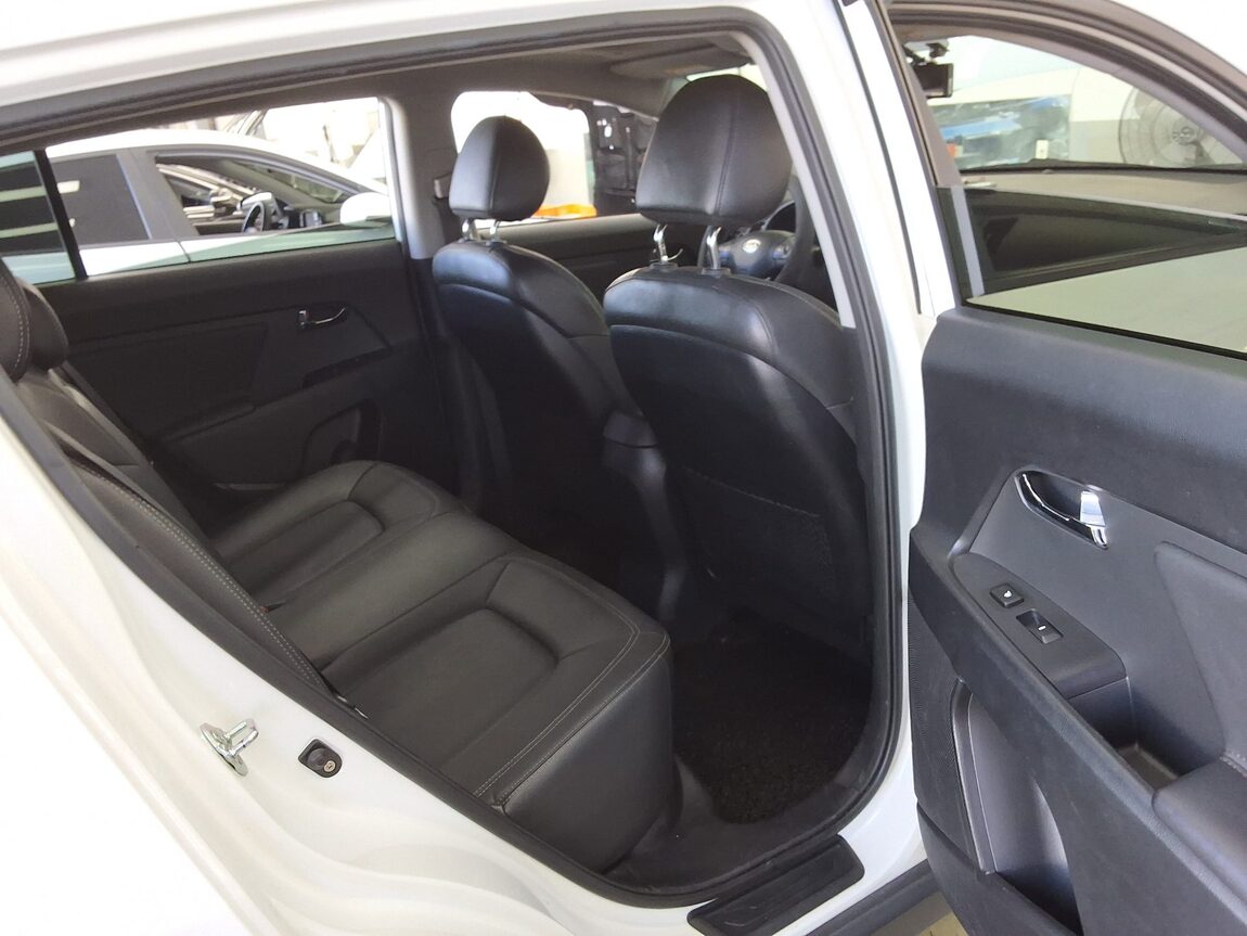 KIA SPORTAGE R DIESEL R2.0 2WD TLX LUXURY MODEL 2011 - zdjęcie 13