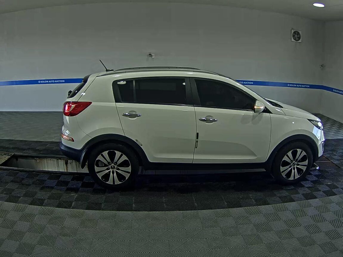 KIA SPORTAGE R DIESEL R2.0 2WD TLX LUXURY MODEL 2011 - zdjęcie 4