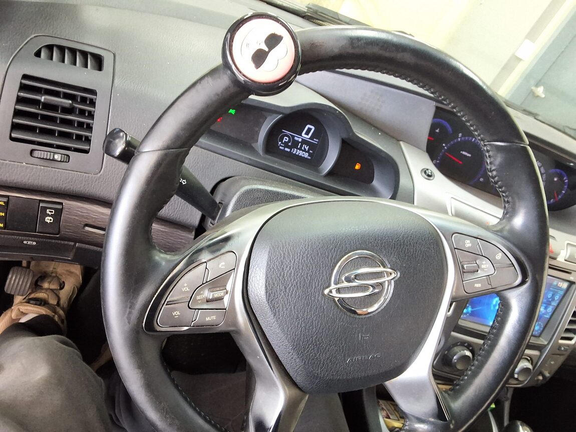 KG MOBILITY (SSANGYONG) KORANDO TOURISMO 2.2 4WD 11-SEATER TX PLUS 2017 - zdjęcie 23