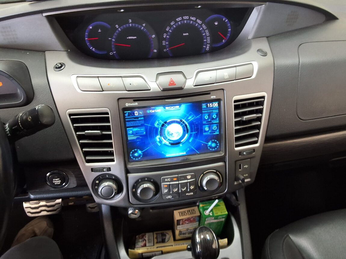 KG MOBILITY (SSANGYONG) KORANDO TOURISMO 2.2 4WD 11-SEATER TX PLUS 2017 - zdjęcie 24