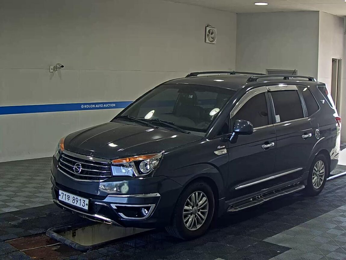 KG MOBILITY (SSANGYONG) KORANDO TOURISMO 2.2 4WD 11-SEATER TX PLUS 2017 - zdjęcie 2