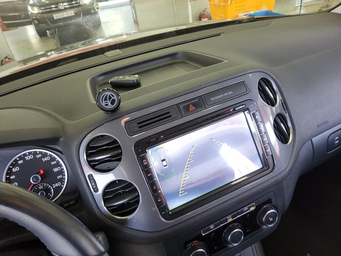 VOLKSWAGEN TIGUAN 2.0 TDI BLUEMOTION COMFORT 2014 - zdjęcie 17