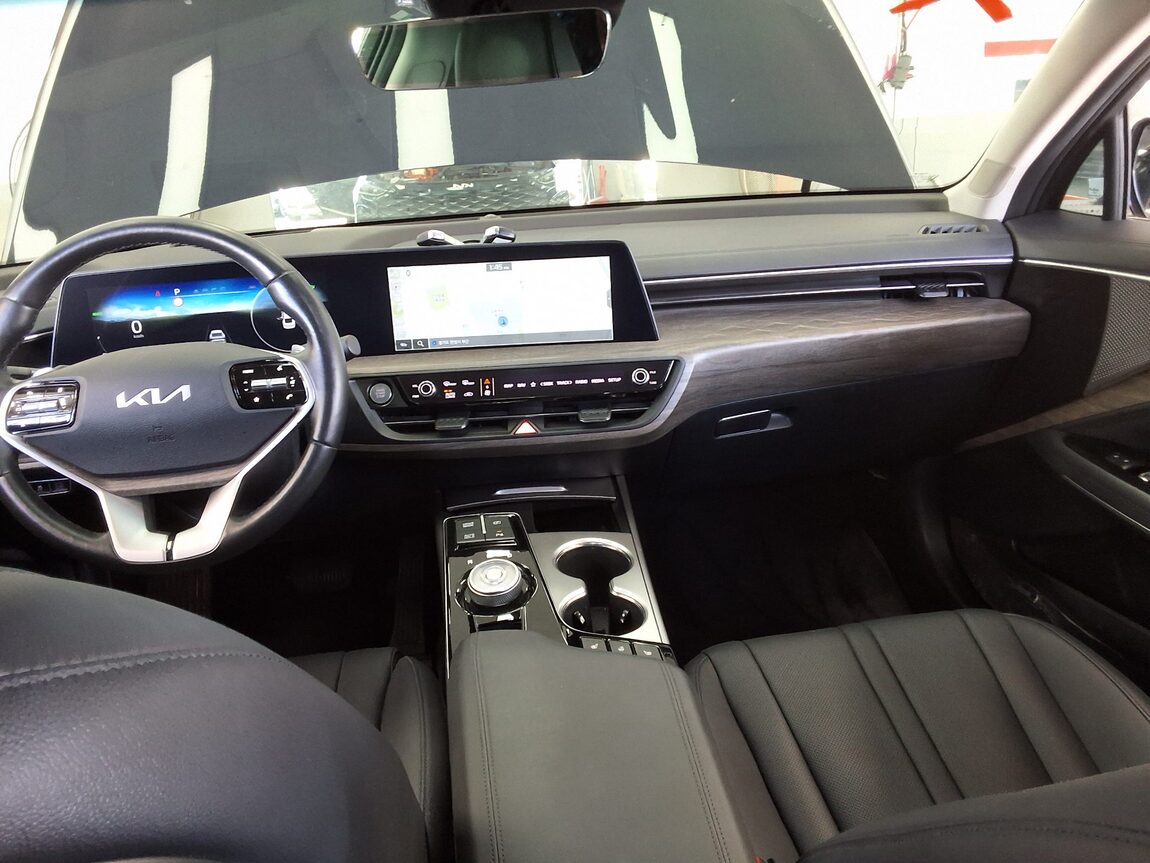 KIA K8 HYBRID HEV NOBLESSE 2024 - zdjęcie 11