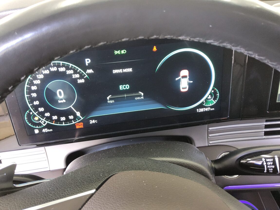 HYUNDAI THE NEW GRANDEUR IG GASOLINE 2.5 PREMIUM CHOICE 2020 - zdjęcie 9