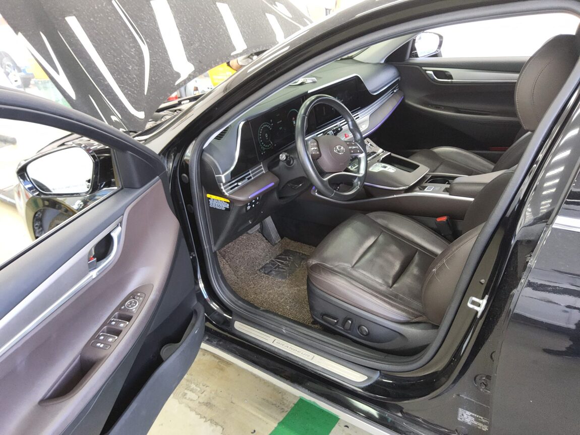 HYUNDAI THE NEW GRANDEUR IG GASOLINE 2.5 PREMIUM CHOICE 2020 - zdjęcie 10