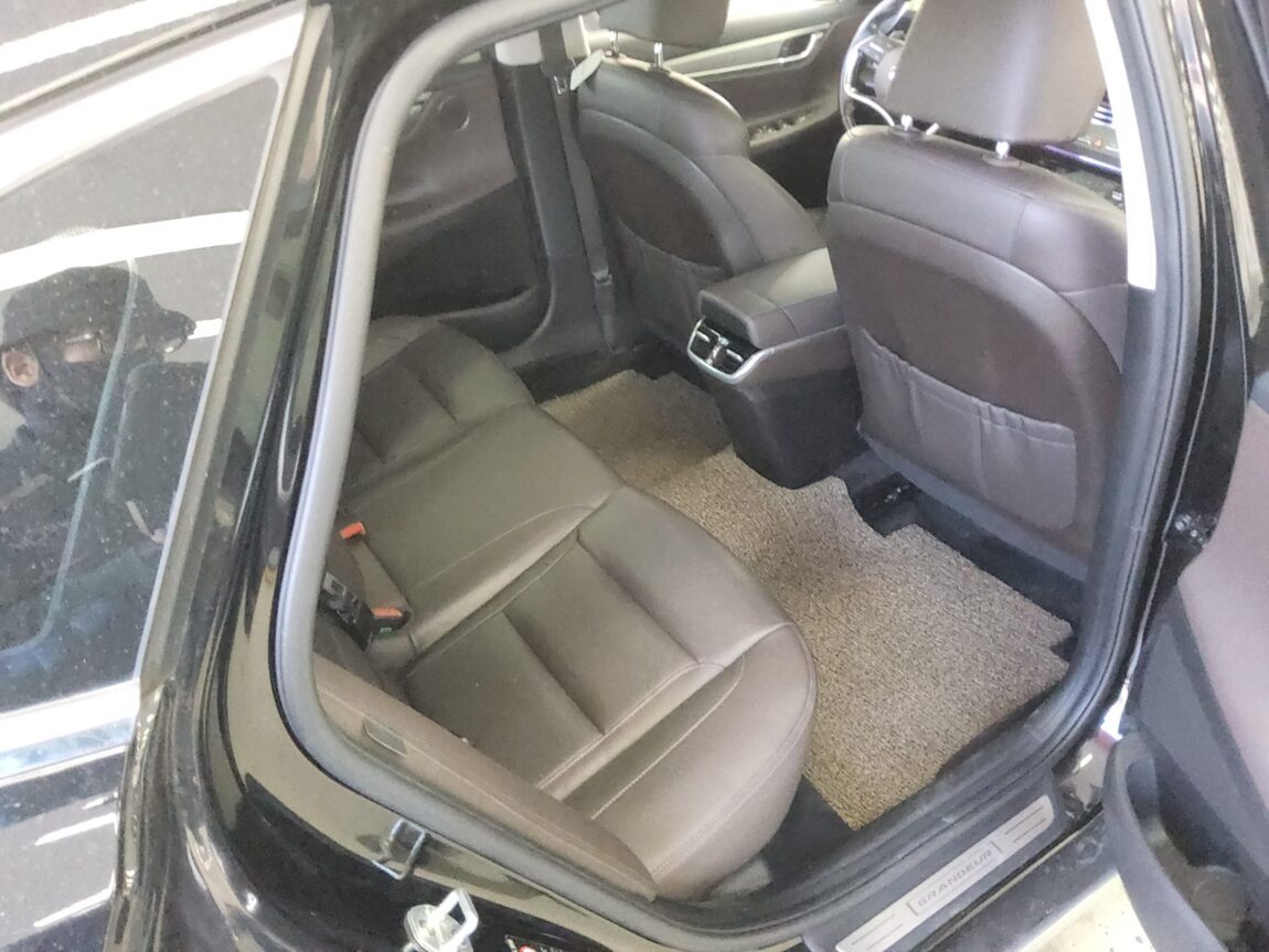HYUNDAI THE NEW GRANDEUR IG GASOLINE 2.5 PREMIUM CHOICE 2020 - zdjęcie 13