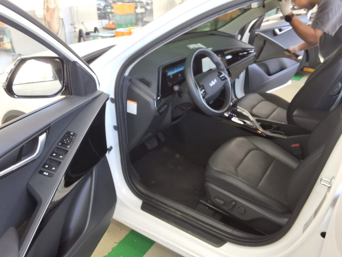 KIA THE ALL NEW NIRO 1.6 HEV PRESTIGE 2022 - zdjęcie 10
