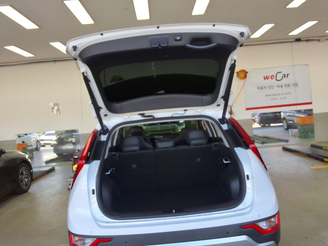 KIA THE ALL NEW NIRO 1.6 HEV PRESTIGE 2022 - zdjęcie 15