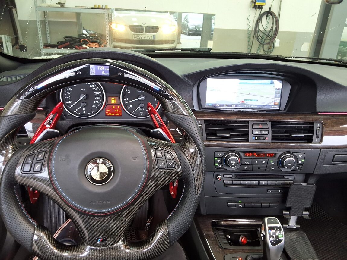 BMW 3 SERIES (5TH GEN) CONVERTIBLE 328i 2012 - zdjęcie 15