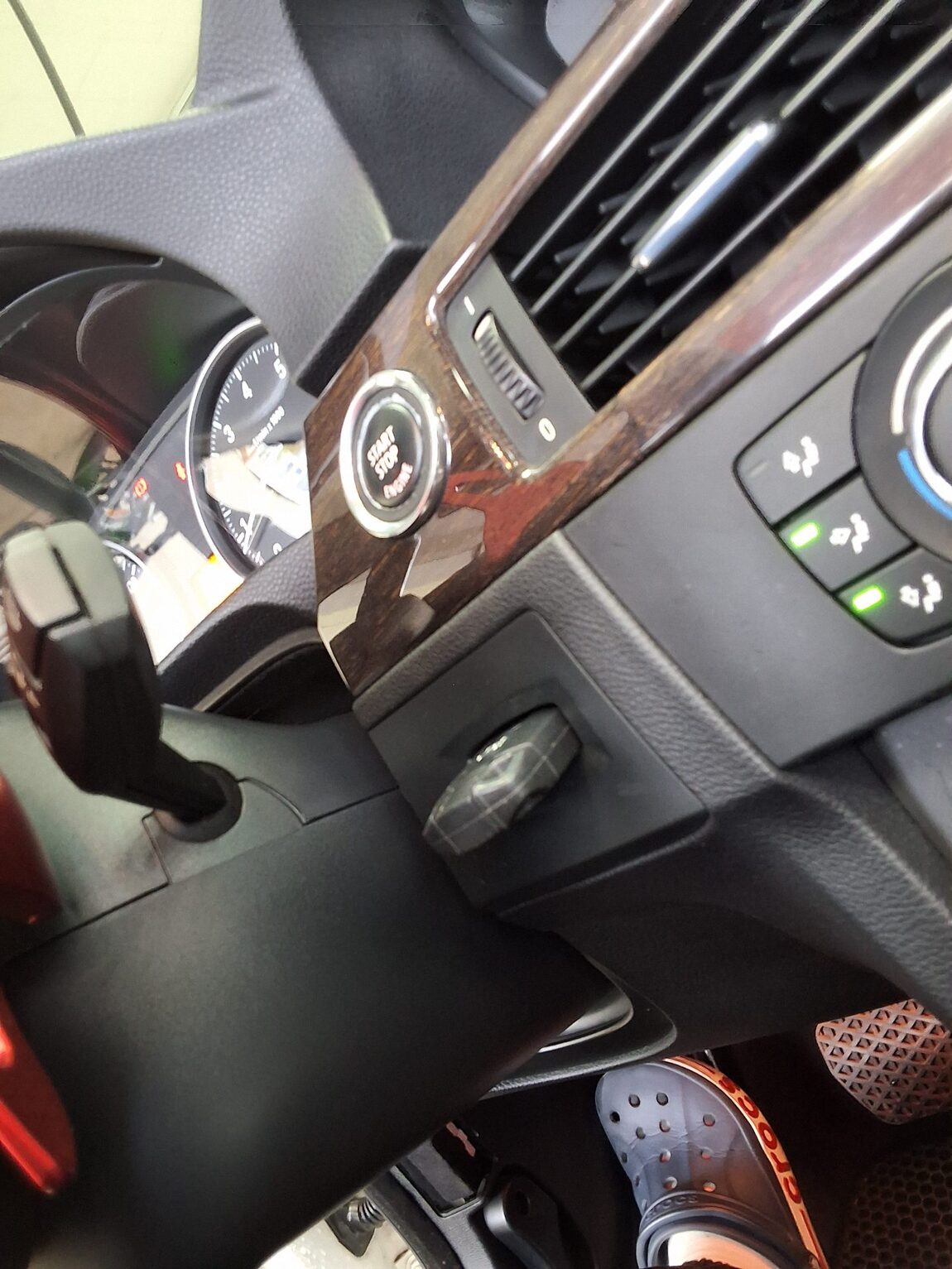 BMW 3 SERIES (5TH GEN) CONVERTIBLE 328i 2012 - zdjęcie 16