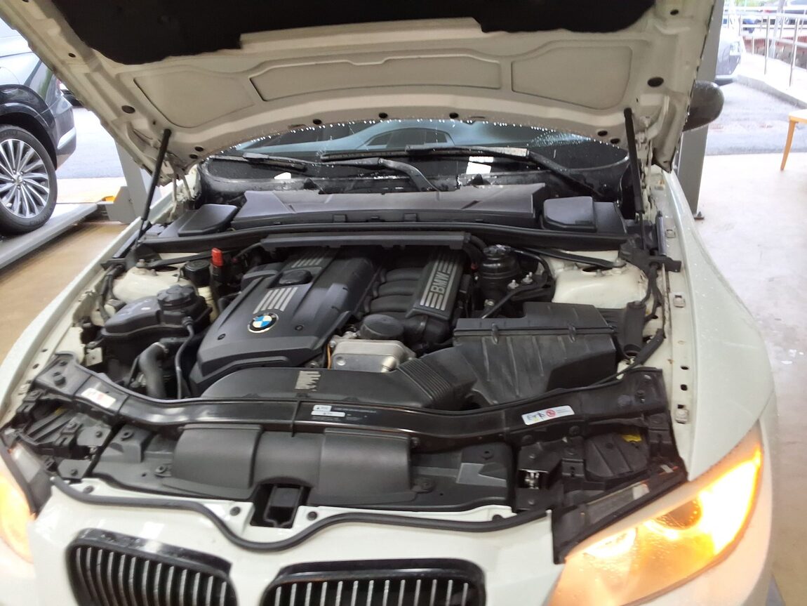 BMW 3 SERIES (5TH GEN) CONVERTIBLE 328i 2012 - zdjęcie 17
