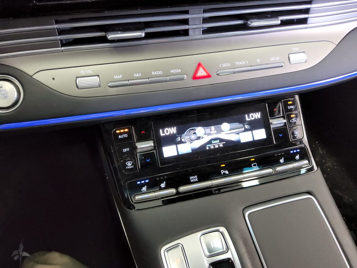 HYUNDAI THE NEW GRANDEUR IG GASOLINE 2.5 LE BLANC 2023 - zdjęcie 19