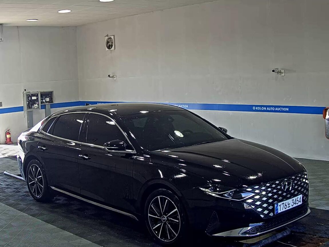HYUNDAI THE NEW GRANDEUR IG GASOLINE 2.5 LE BLANC 2023 - zdjęcie 3