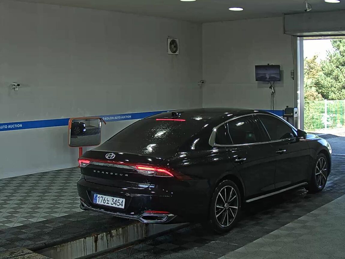 HYUNDAI THE NEW GRANDEUR IG GASOLINE 2.5 LE BLANC 2023 - zdjęcie 5